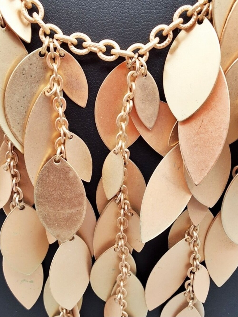 Vintage 80s Gold Tone Cascading Leaf Statement Bib Necklace Matte Leaf Fringe - Picture 5 of 6